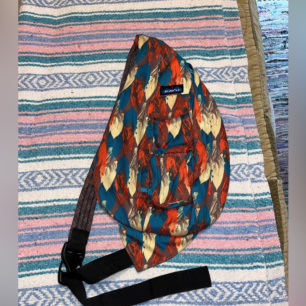 Feather Print Kavu Bag